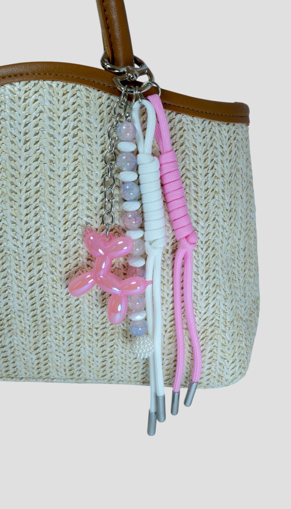 Pembe Balon Köpek Figürlü Paracord ve Boncuk Detaylı Charm - Görsel 3